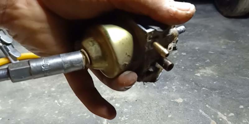 flow Bowl Bolt of the carburetor